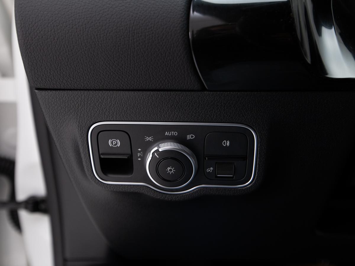 mercedes-benz-eqa-2022-eletrico-0cc