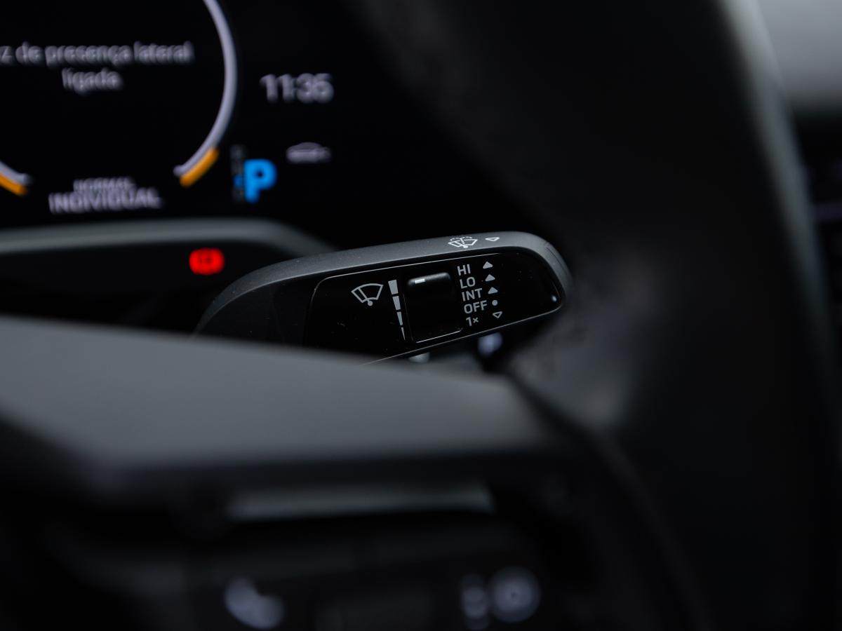 porsche-taycan-2020-eletrico-0cc