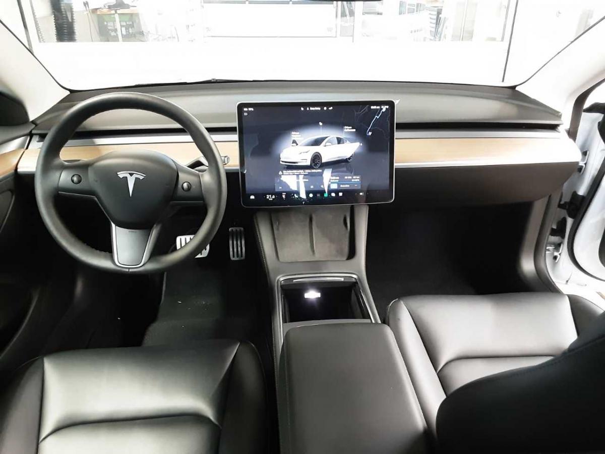 tesla-model-3-2022-eletrico-0cc