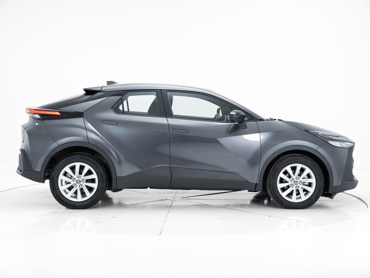 toyota-c-hr-2025-hibrido-a-gasolina-1798cc