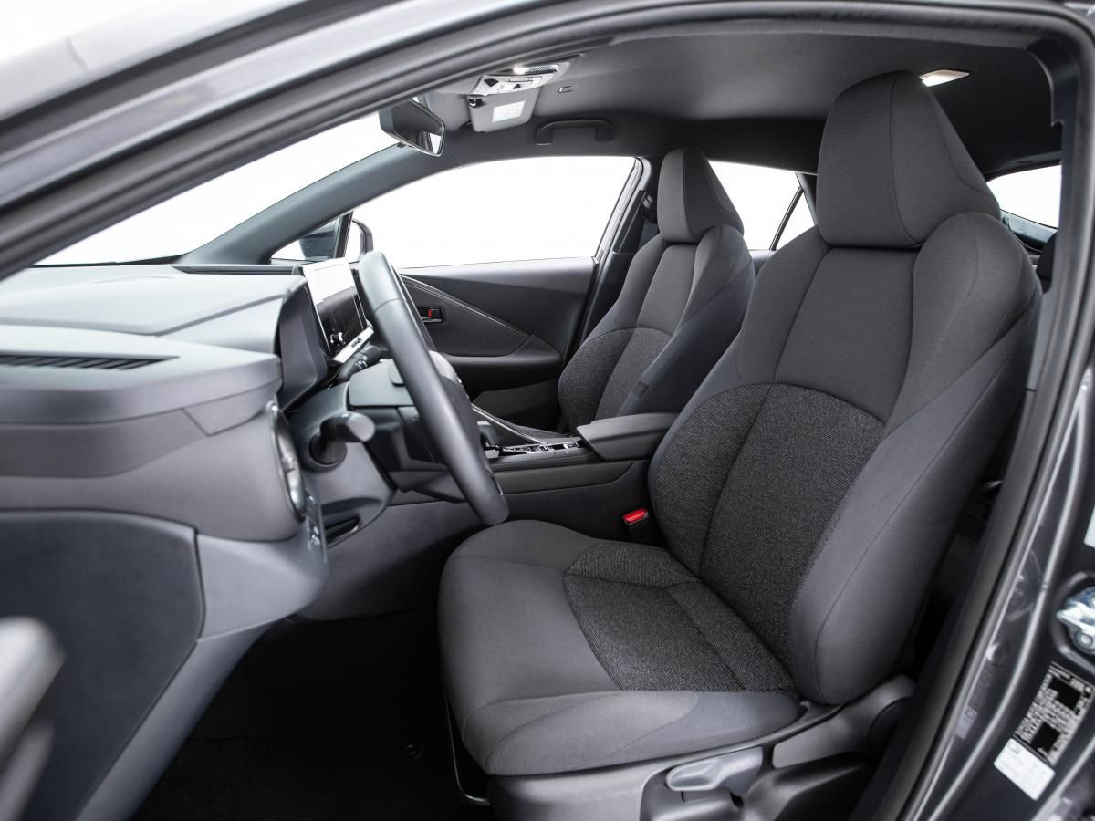 toyota-c-hr-2025-hibrido-a-gasolina-1798cc