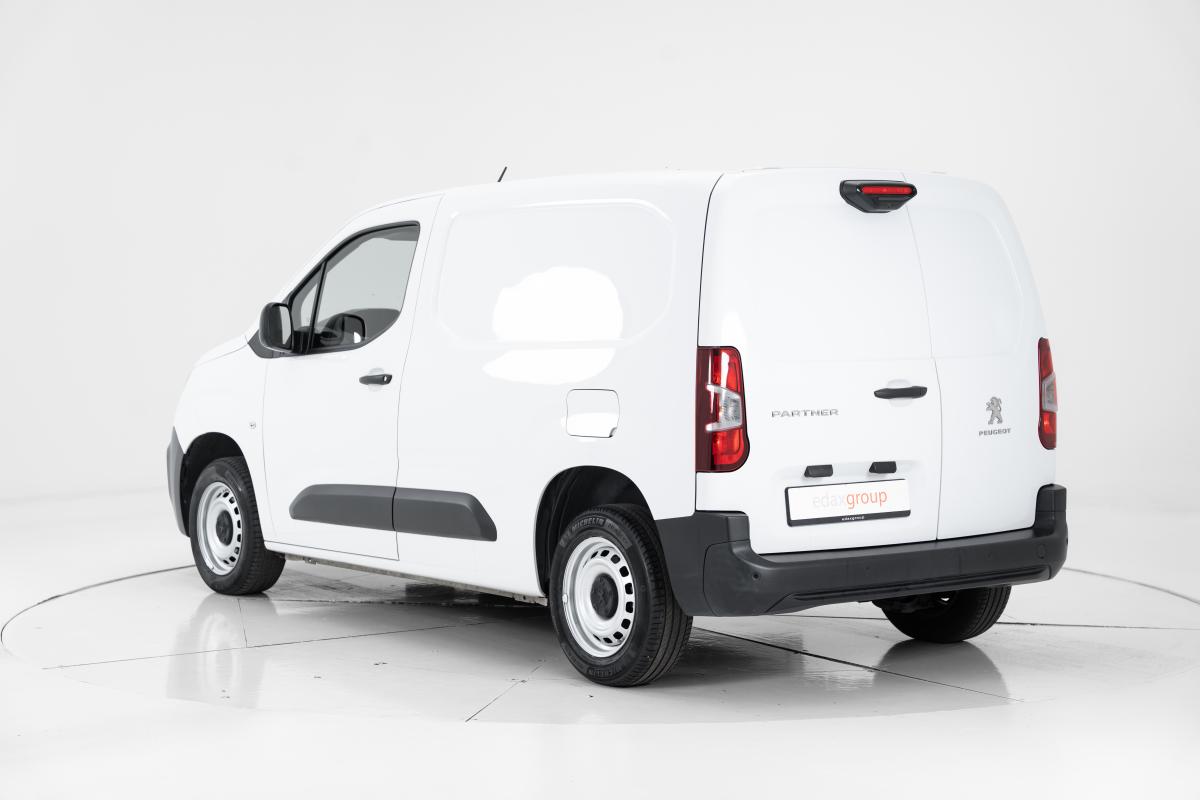 peugeot-partner-2023-diesel-1499cc