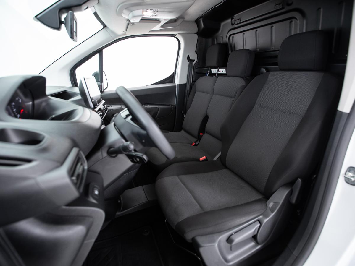 peugeot-partner-2023-diesel-1499cc