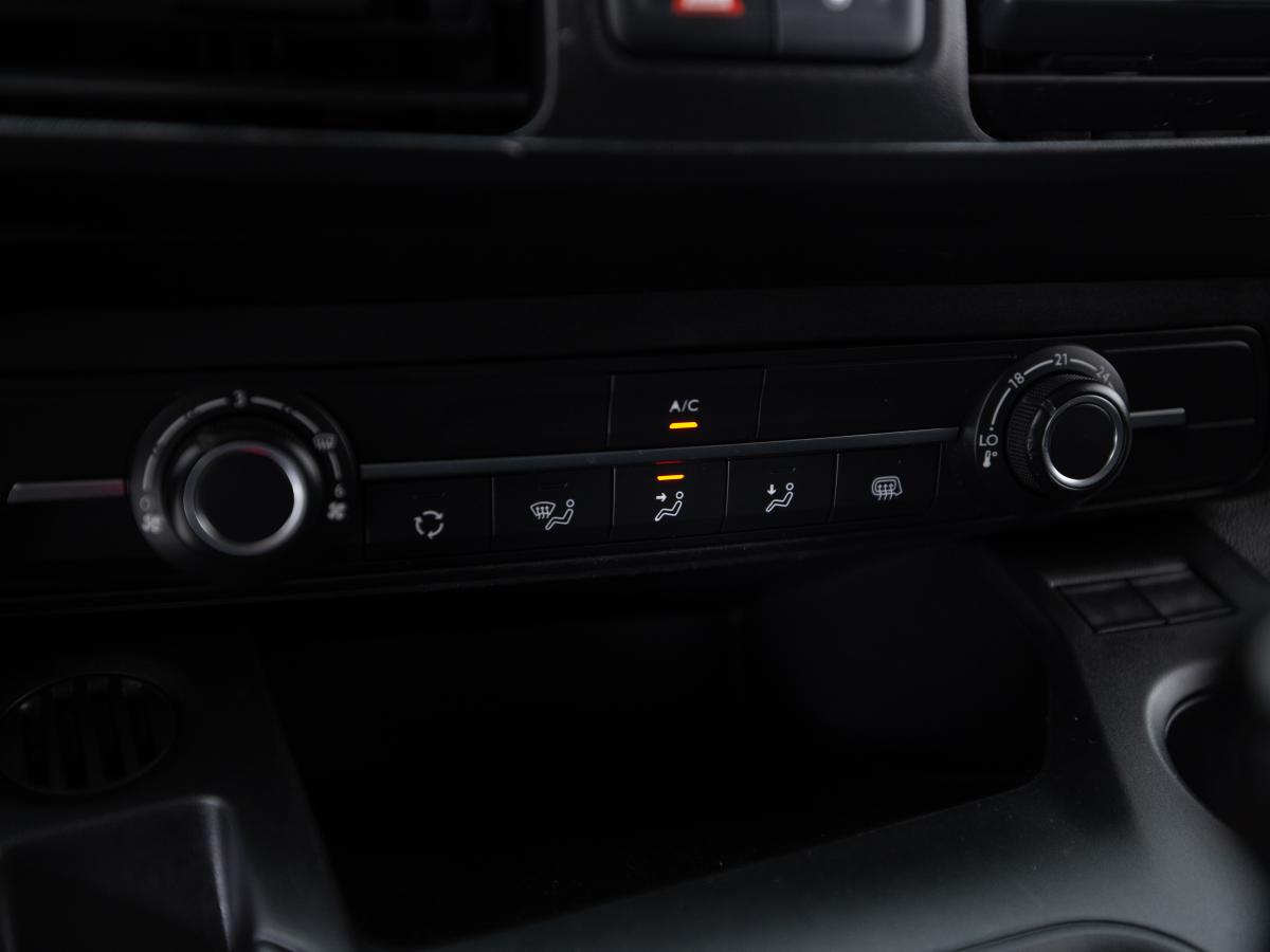peugeot-partner-2023-diesel-1499cc