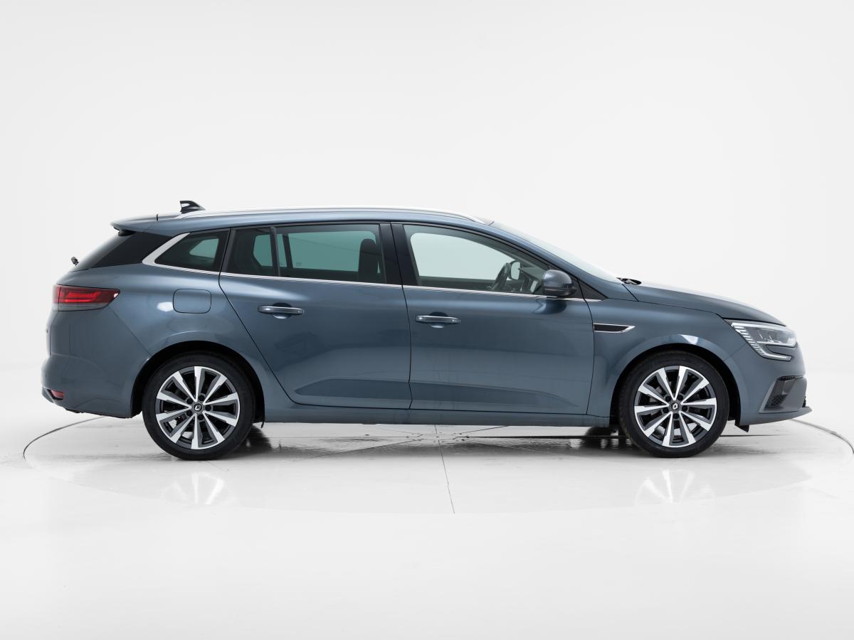renault-megane-sport-tourer-2022-diesel-1461cc