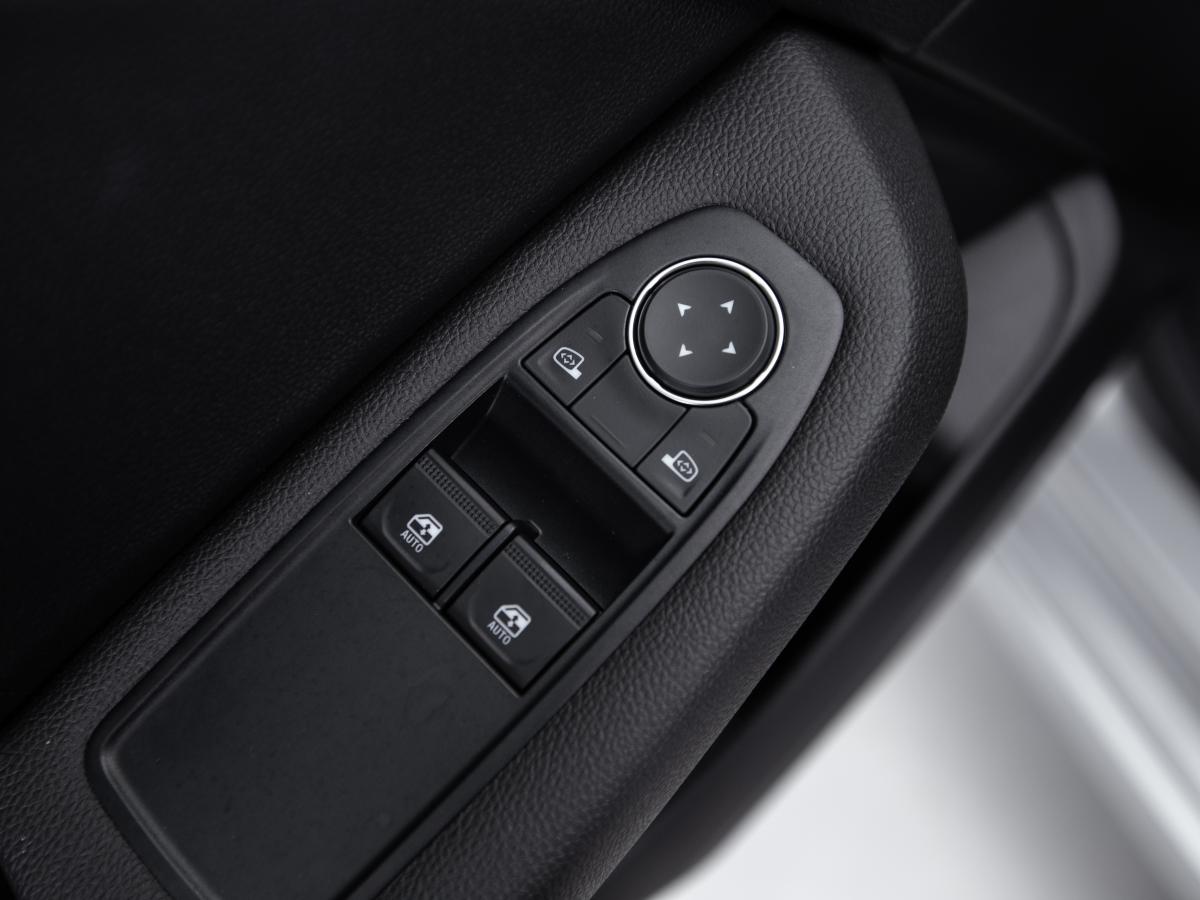 renault-clio-2023-gasolina-999cc