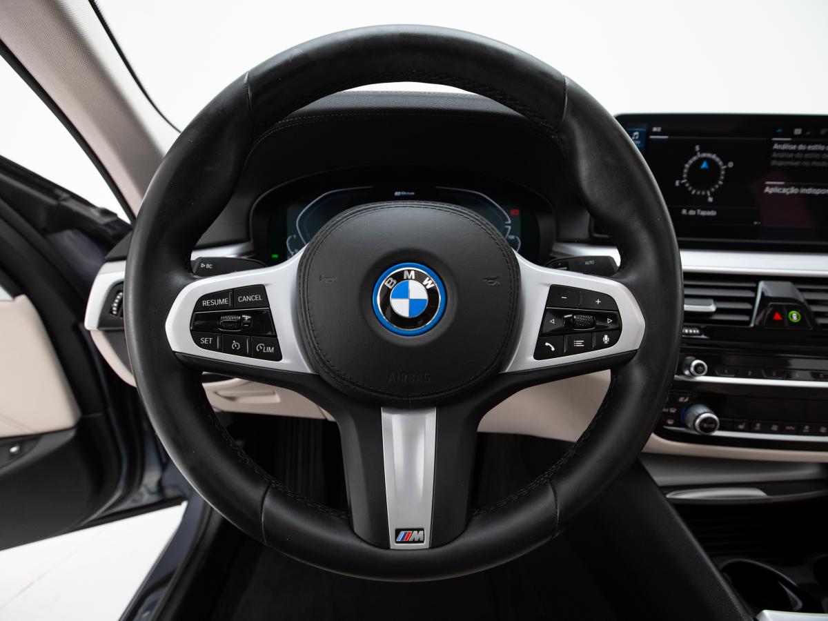 bmw-serie-5-2021-hibrido-a-gasolina-1998cc