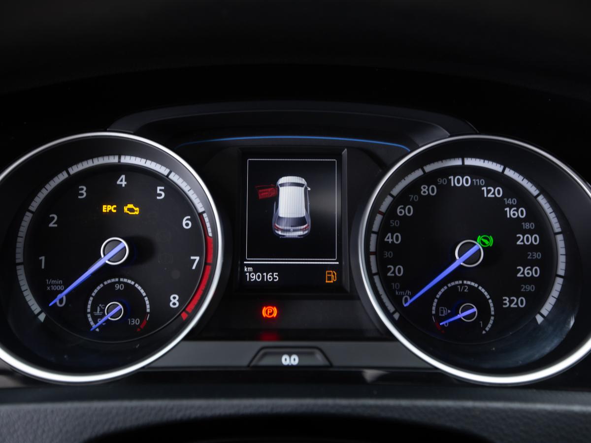 volkswagen-golf-2014-gasolina-1984cc