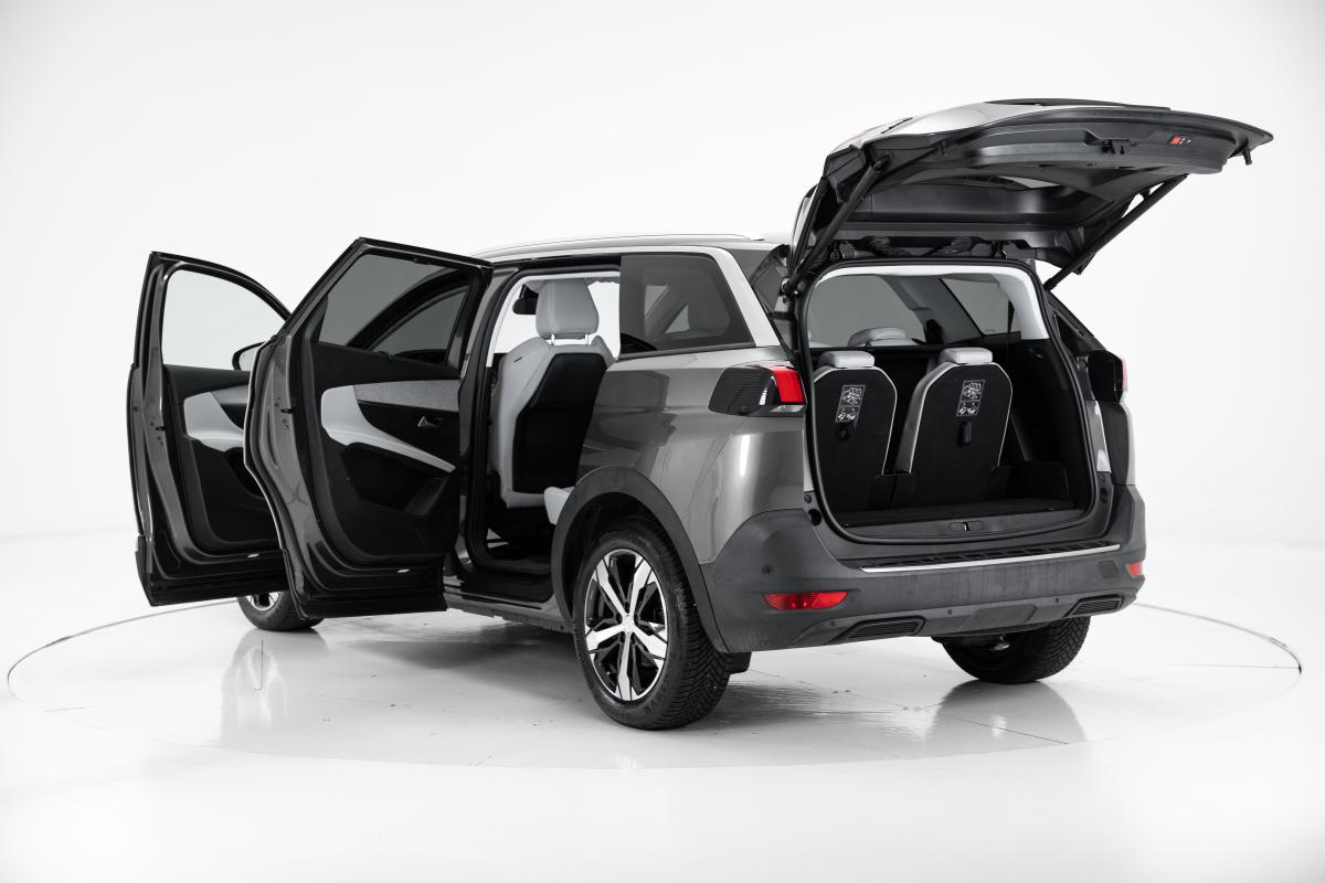 peugeot-5008-2020-gasolina-1199cc