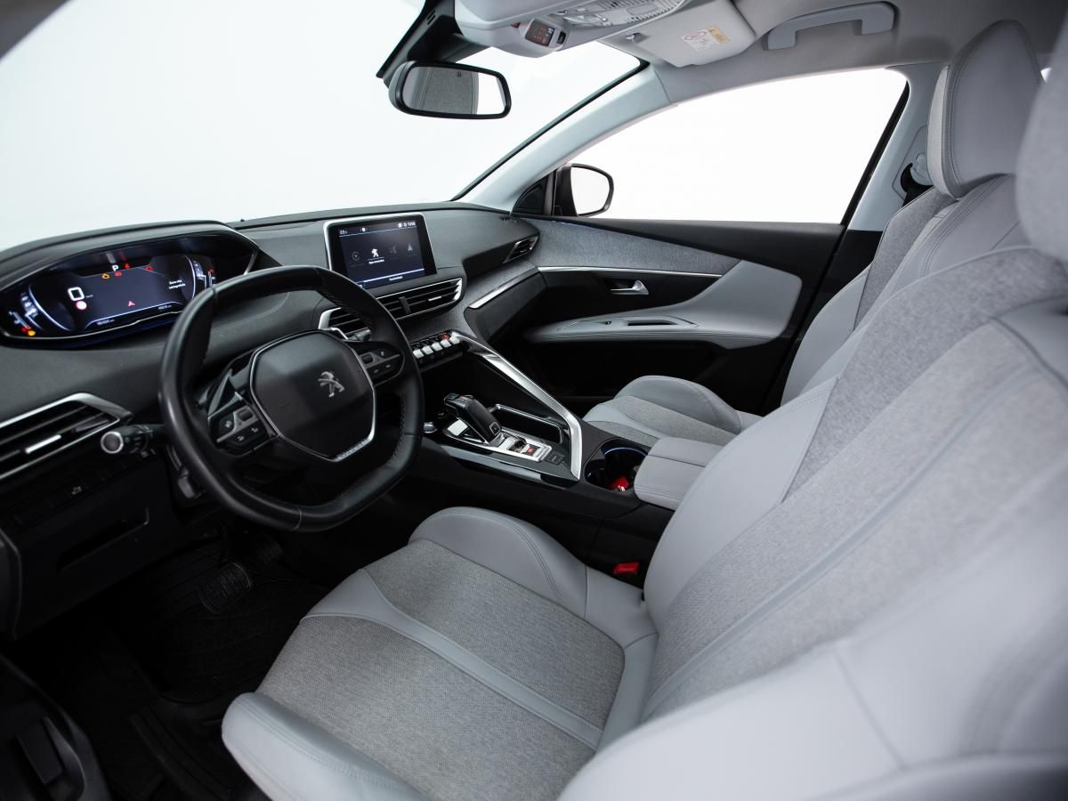 peugeot-5008-2020-gasolina-1199cc