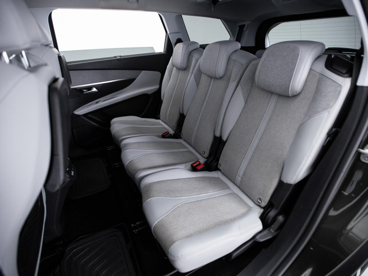 peugeot-5008-2020-gasolina-1199cc