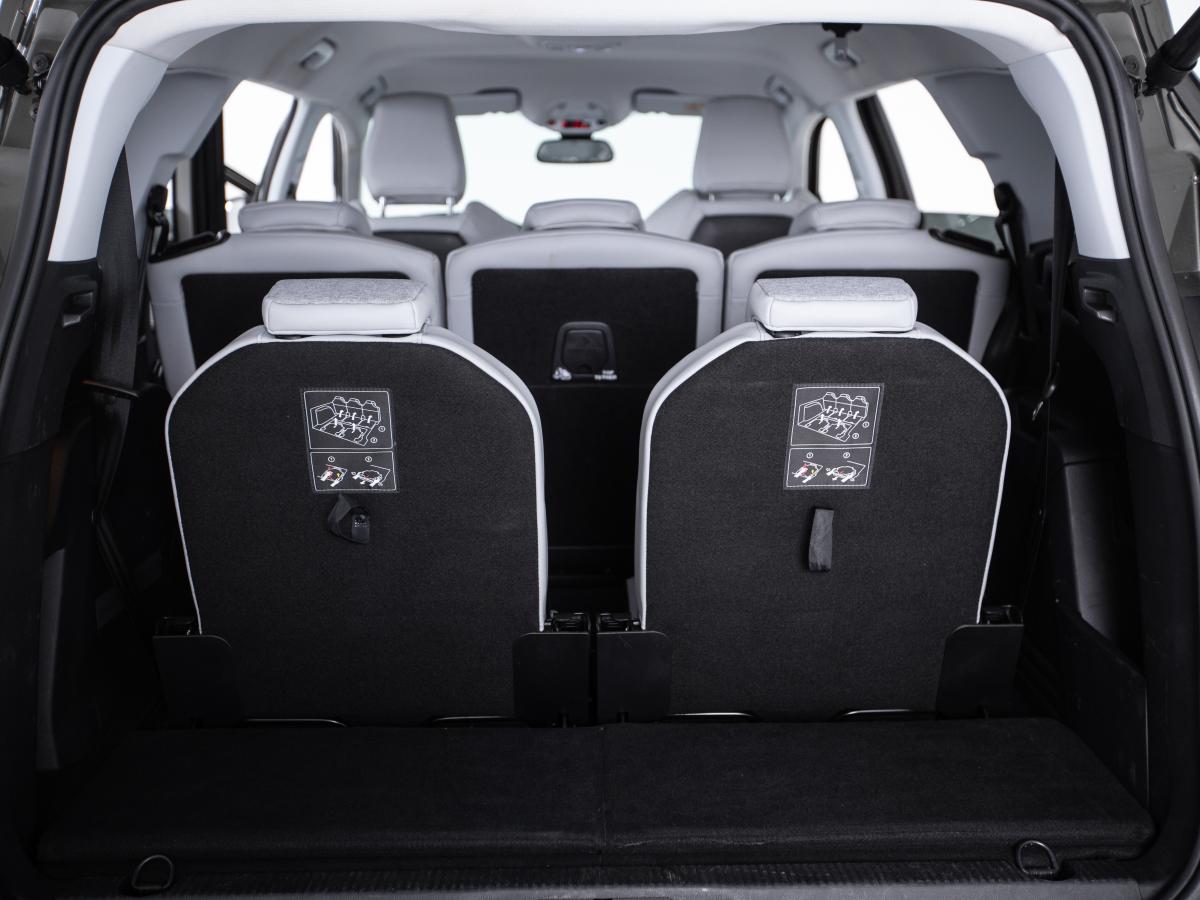 peugeot-5008-2020-gasolina-1199cc