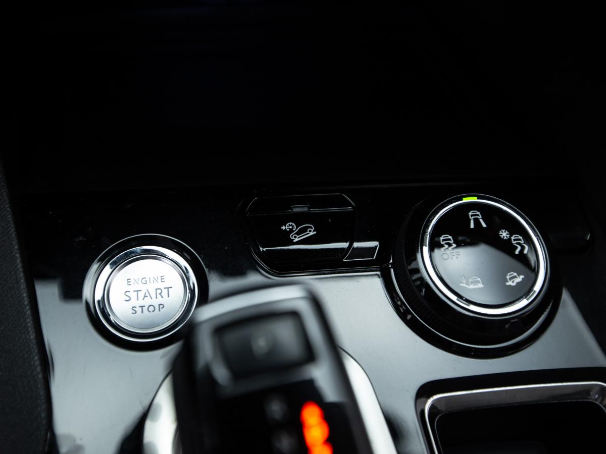 peugeot-5008-2020-gasolina-1199cc