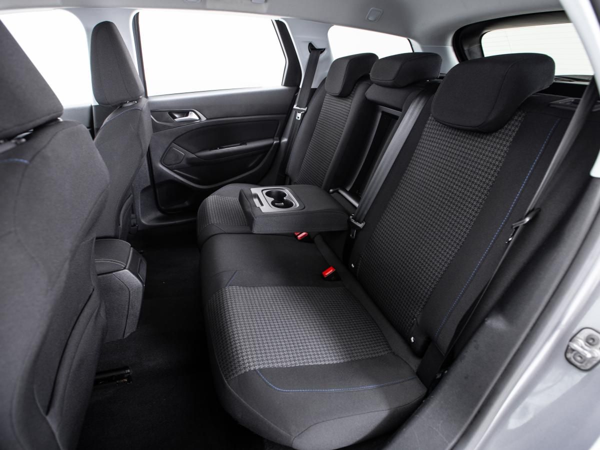 peugeot-308-sw-2020-diesel-1499cc