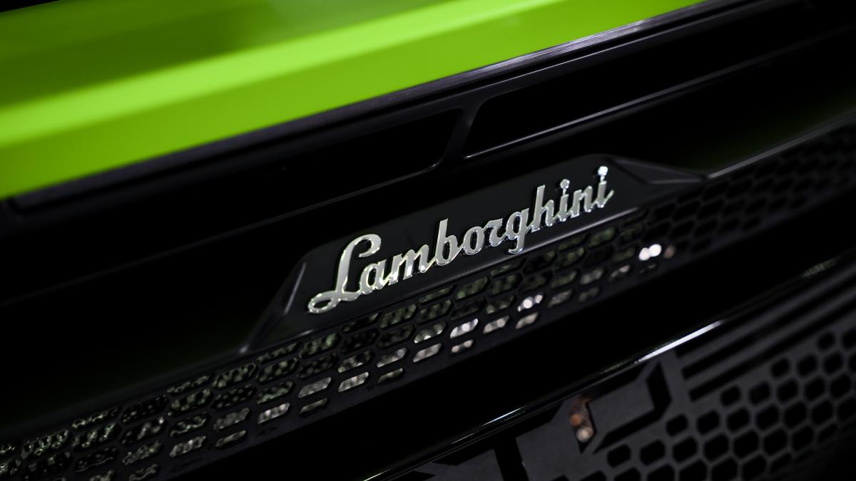 lamborghini-huracan-2023-gasolina-5204cc