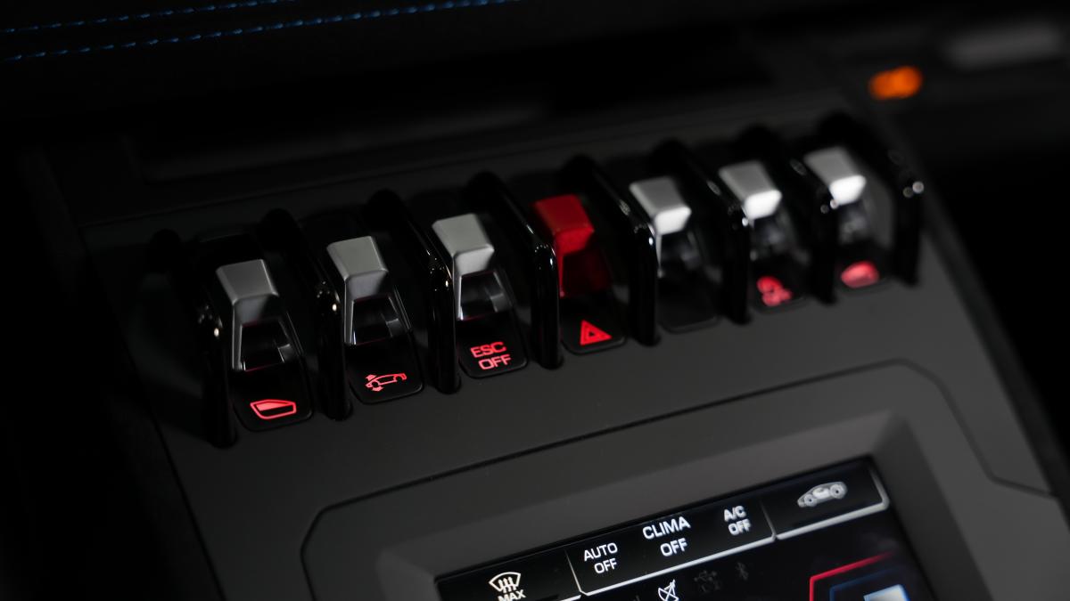 lamborghini-huracan-2023-gasolina-5204cc