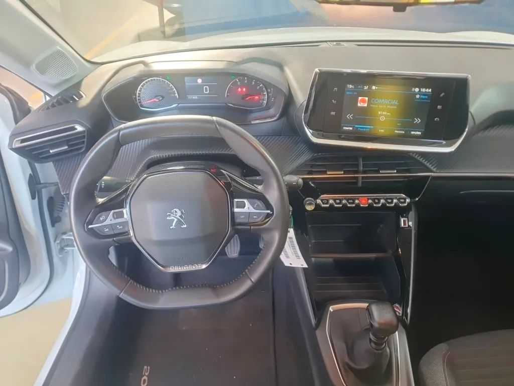 peugeot-208-2022-diesel-1499cc