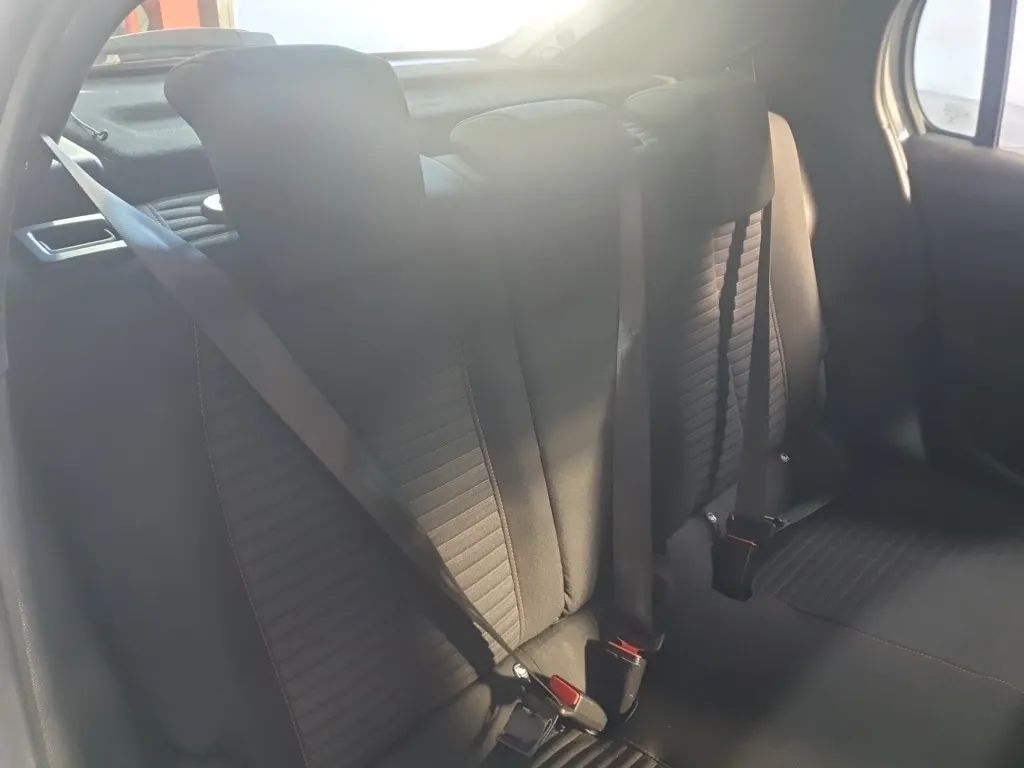 peugeot-208-2022-diesel-1499cc