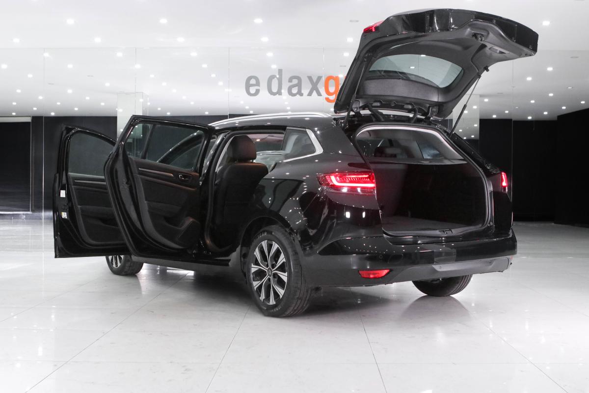 renault-megane-sport-tourer-2022-diesel-1461cc
