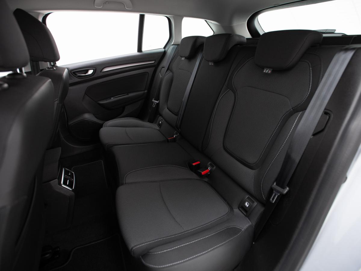 renault-megane-sport-tourer-2024-diesel-1461cc