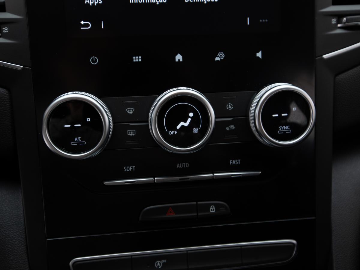 renault-megane-sport-tourer-2024-diesel-1461cc