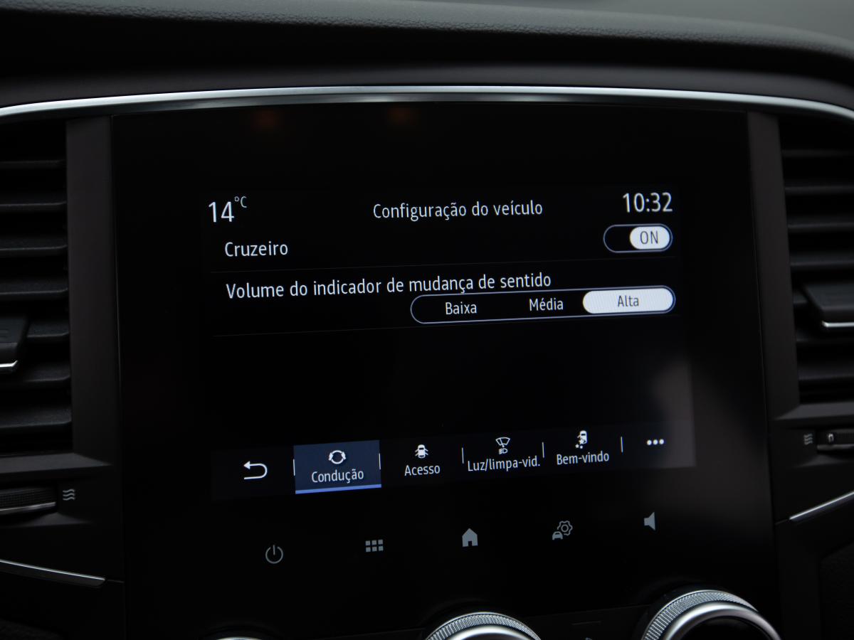 renault-megane-sport-tourer-2024-diesel-1461cc