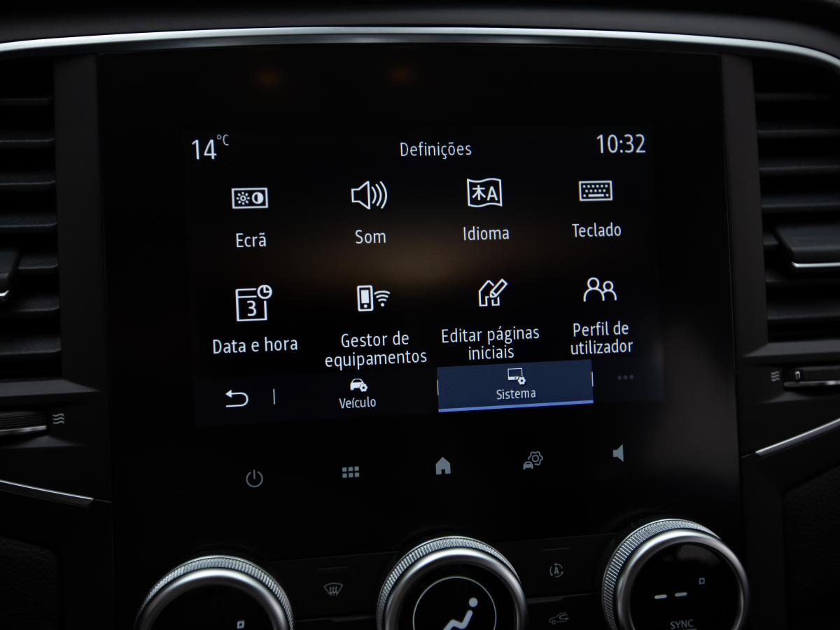 renault-megane-sport-tourer-2024-diesel-1461cc