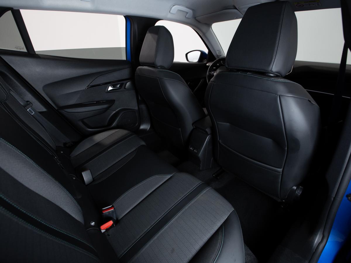 peugeot-2008-2021-diesel-1499cc