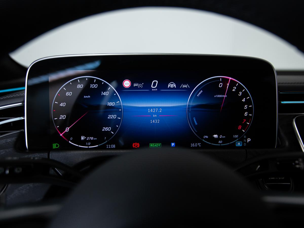 mercedes-benz-classe-e-2025-hibrido-a-gasolina-1999cc