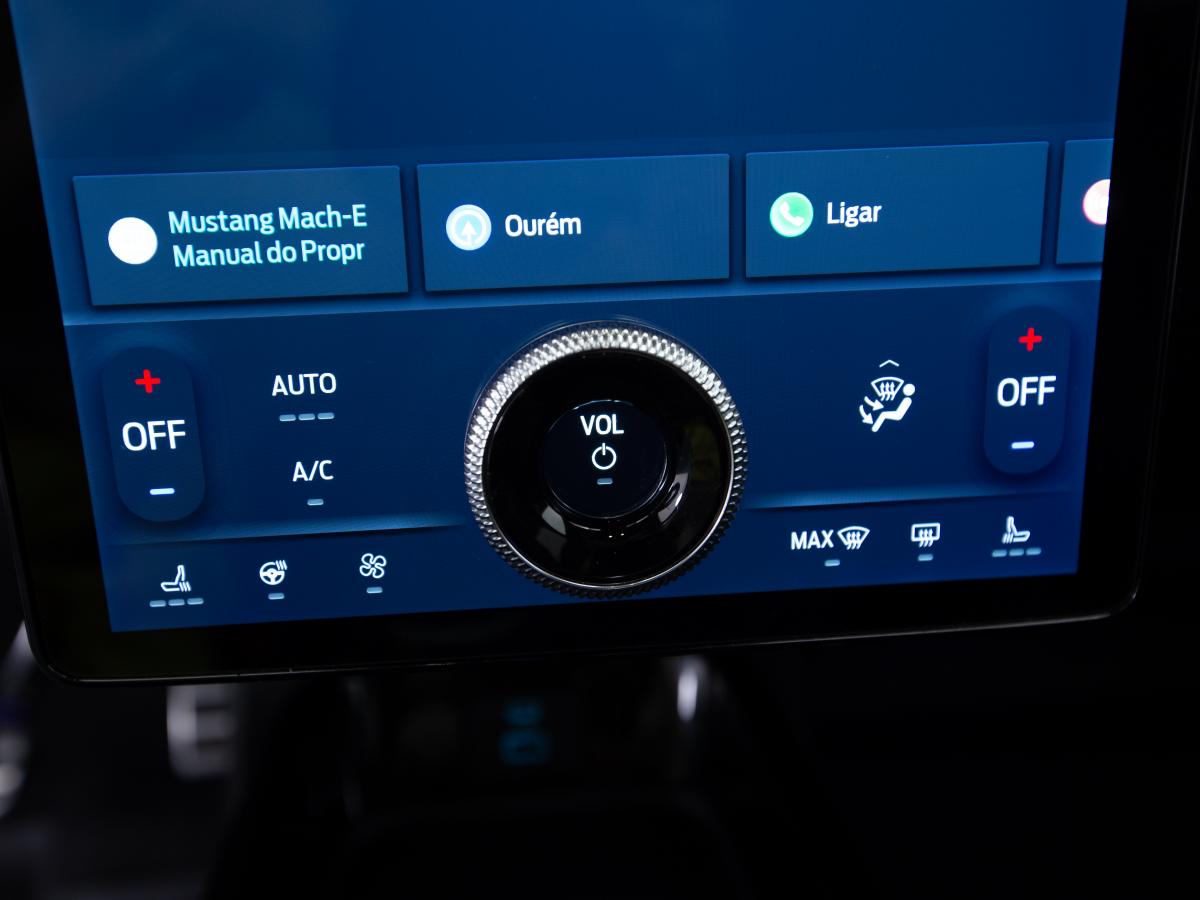 ford-mustang-mach-e-2021-eletrico-0cc
