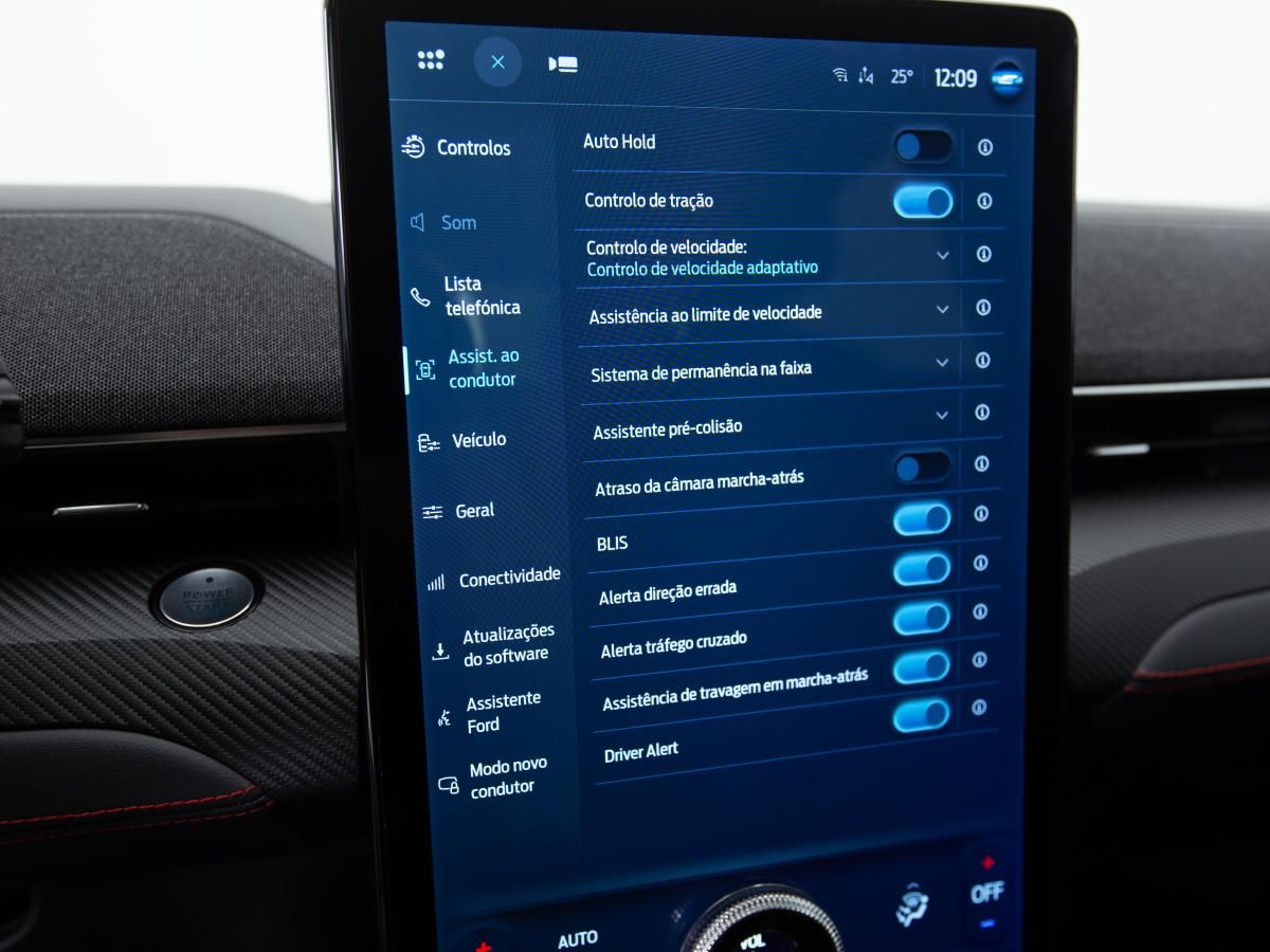 ford-mustang-mach-e-2021-eletrico-0cc