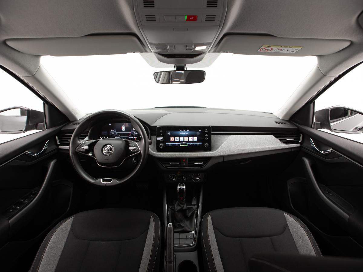 skoda-kamiq-2024-gasolina-999cc