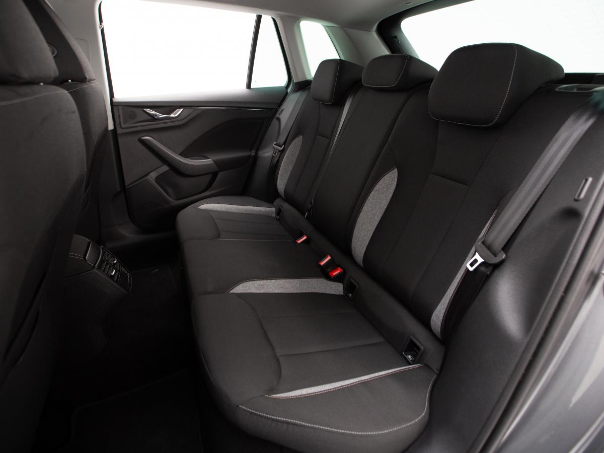 skoda-kamiq-2024-gasolina-999cc