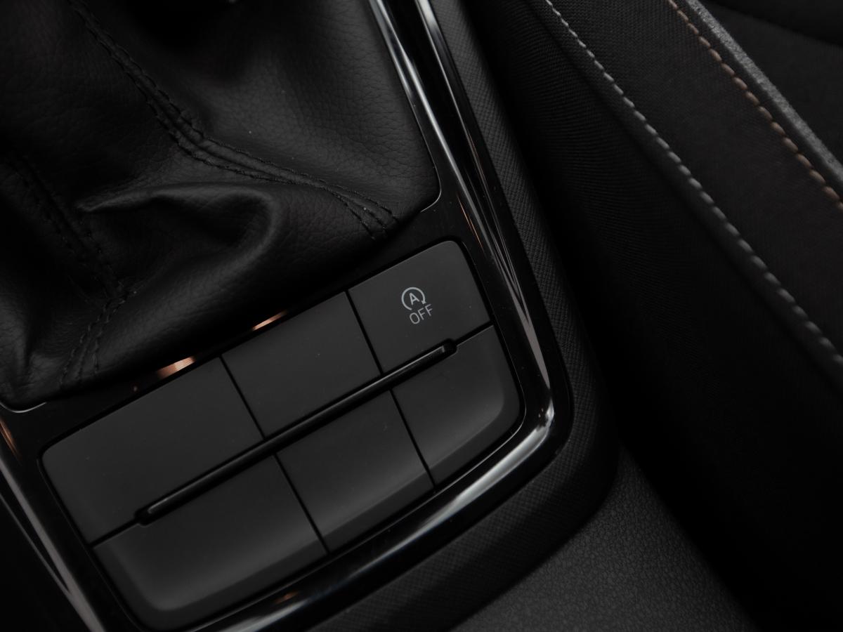 skoda-kamiq-2024-gasolina-999cc