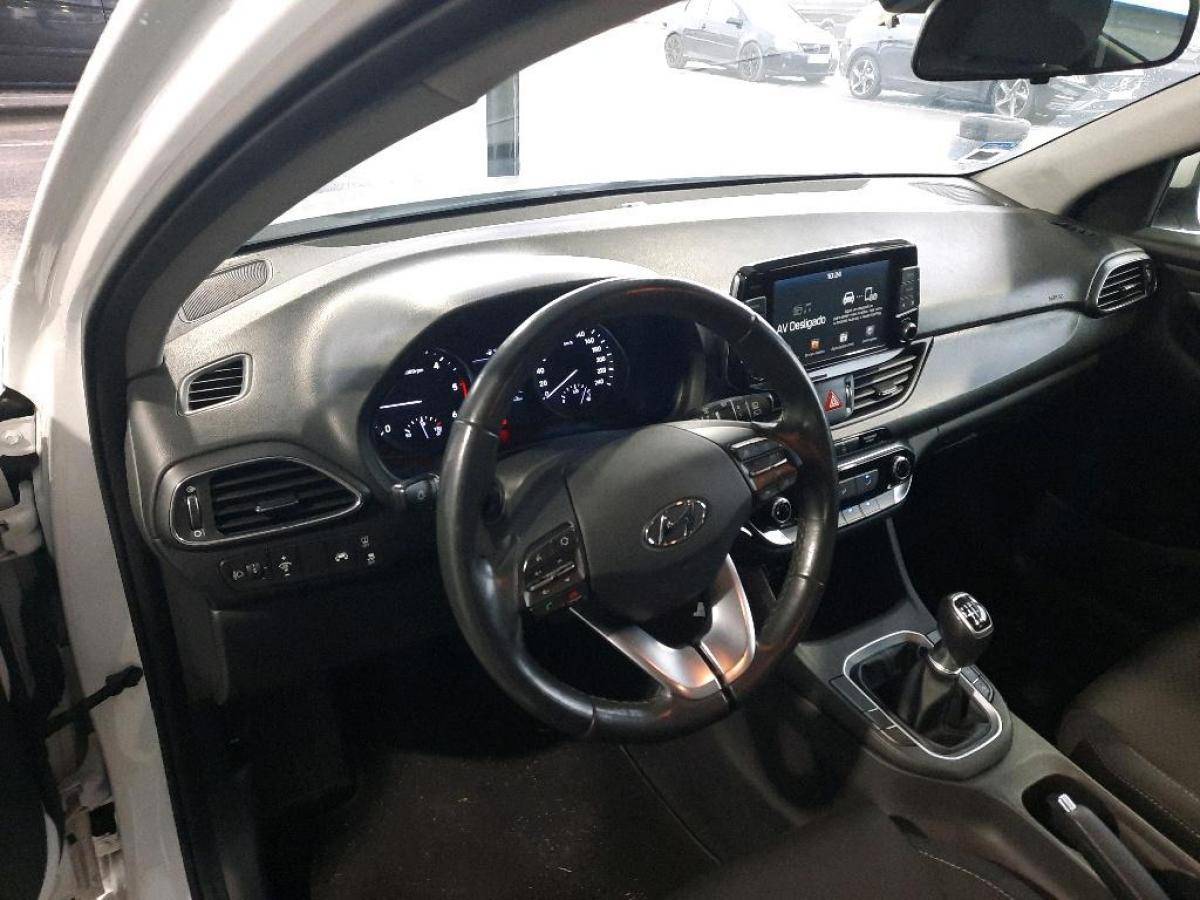 hyundai-i30-2020-diesel-1598cc