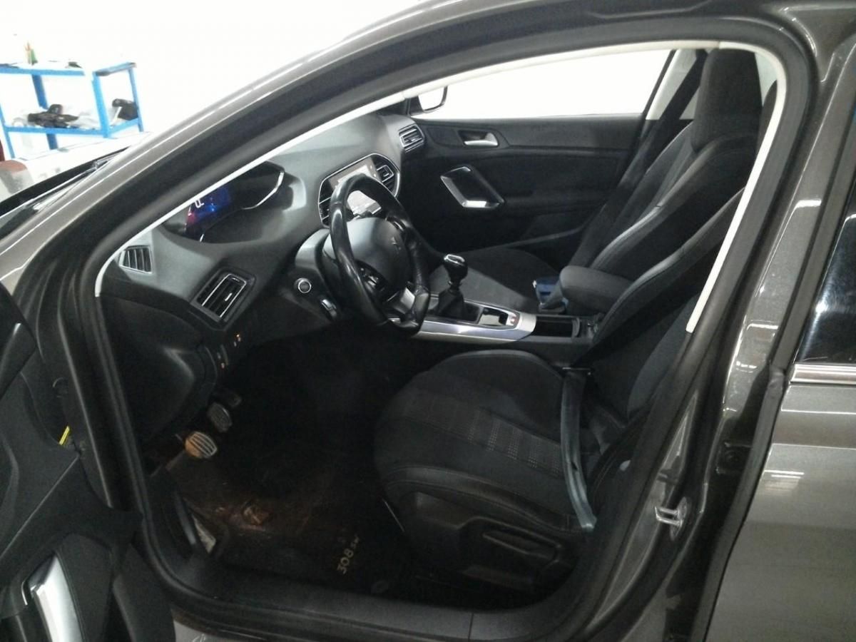 peugeot-308-sw-2020-diesel-1499cc