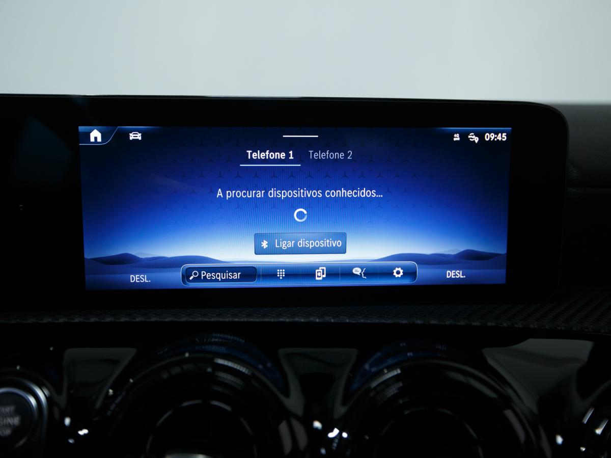 mercedes-benz-classe-a-2023-hibrido-a-gasolina-1332cc