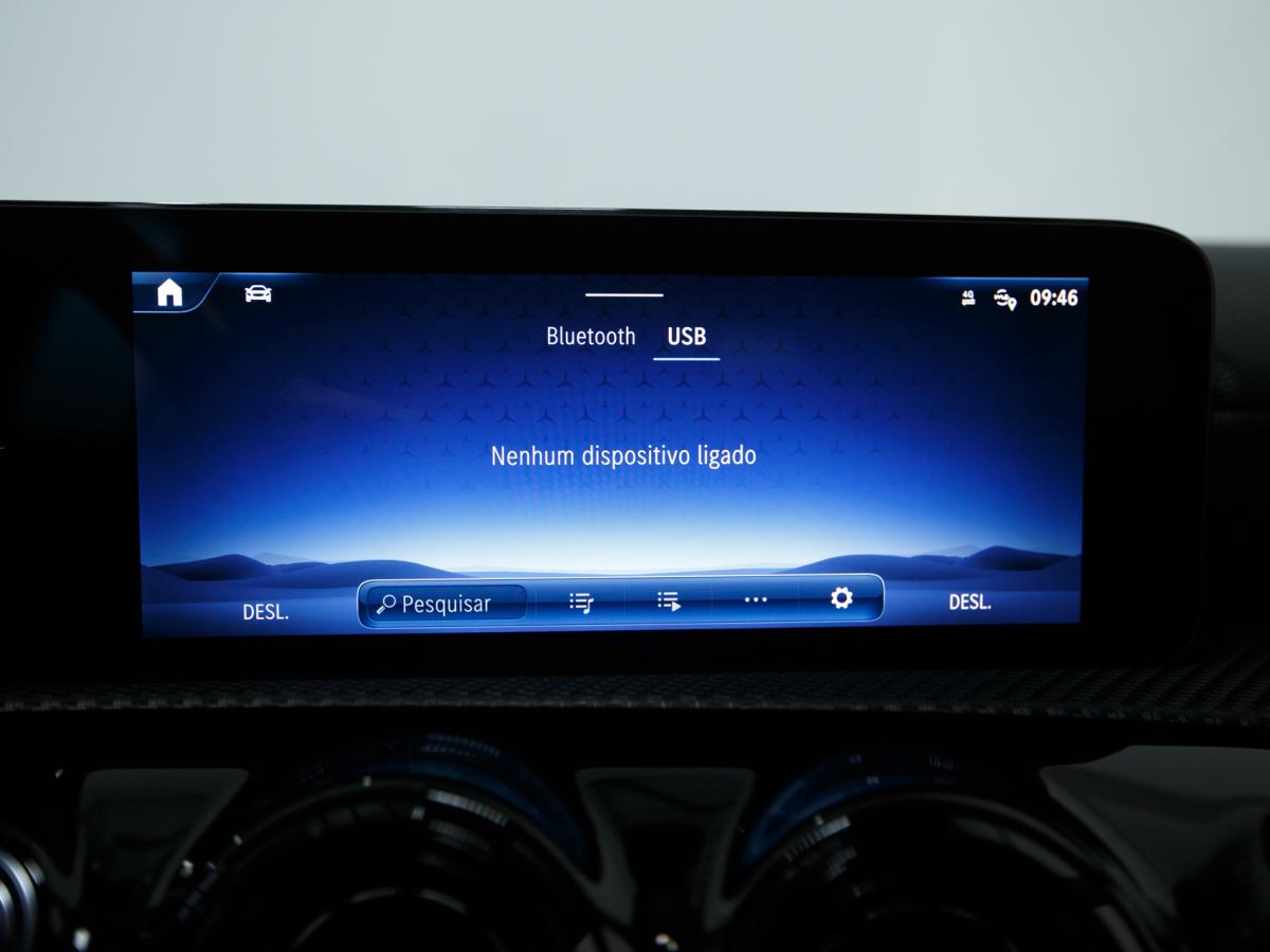 mercedes-benz-classe-a-2023-hibrido-a-gasolina-1332cc
