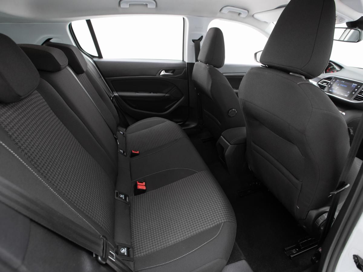 peugeot-308-2019-diesel-1499cc
