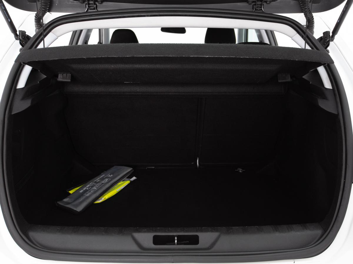 peugeot-308-2019-diesel-1499cc