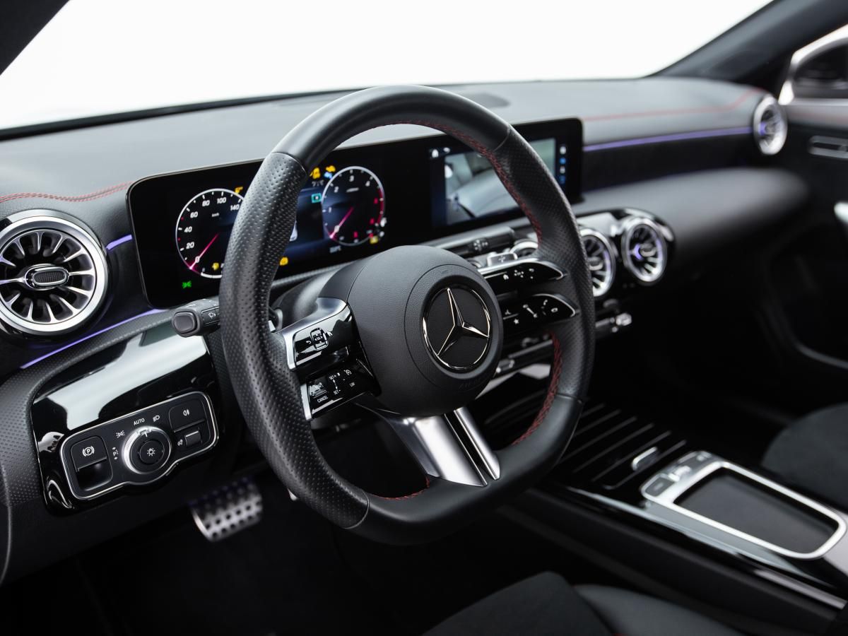 mercedes-benz-cla-2023-diesel-1950cc