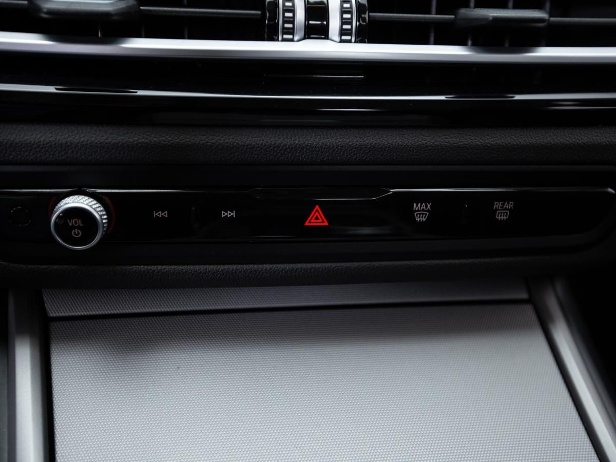 bmw-serie-3-2024-hibrido-a-gasolina-1998cc