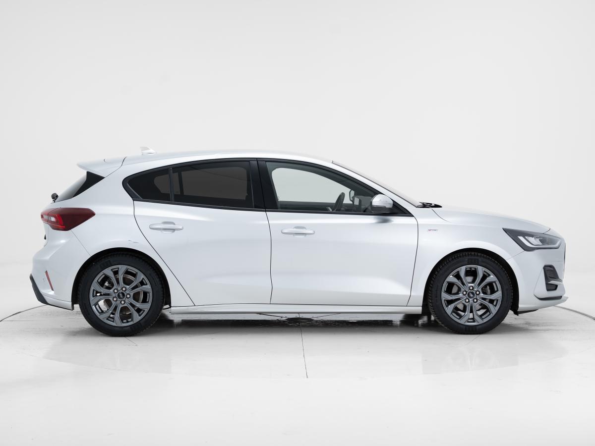 ford-focus-2024-gasolina-999cc