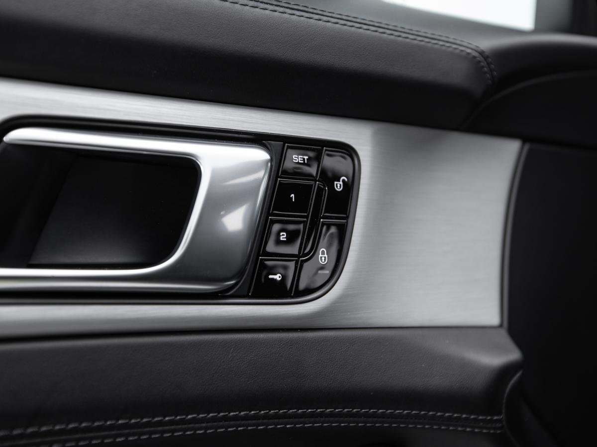 porsche-panamera-2017-diesel-3956cc