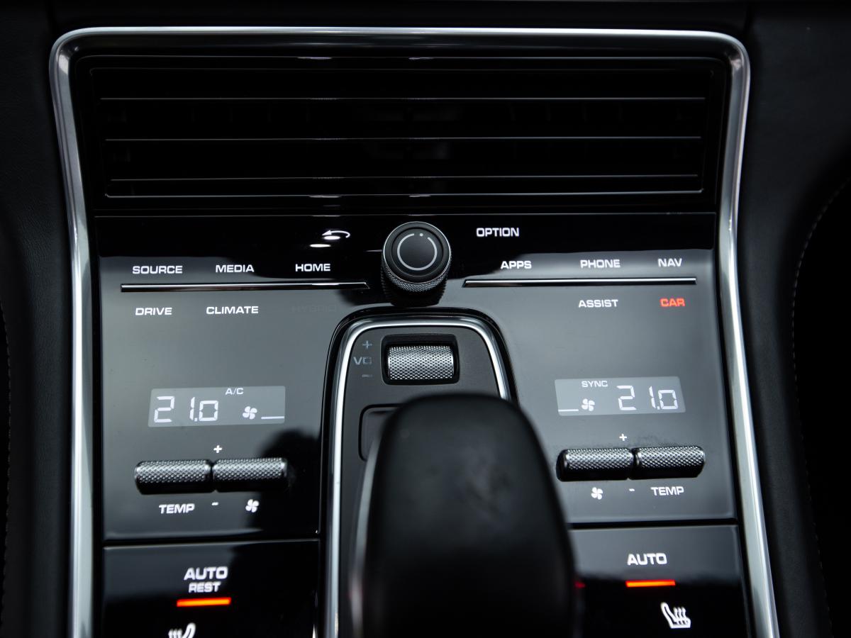 porsche-panamera-2017-diesel-3956cc