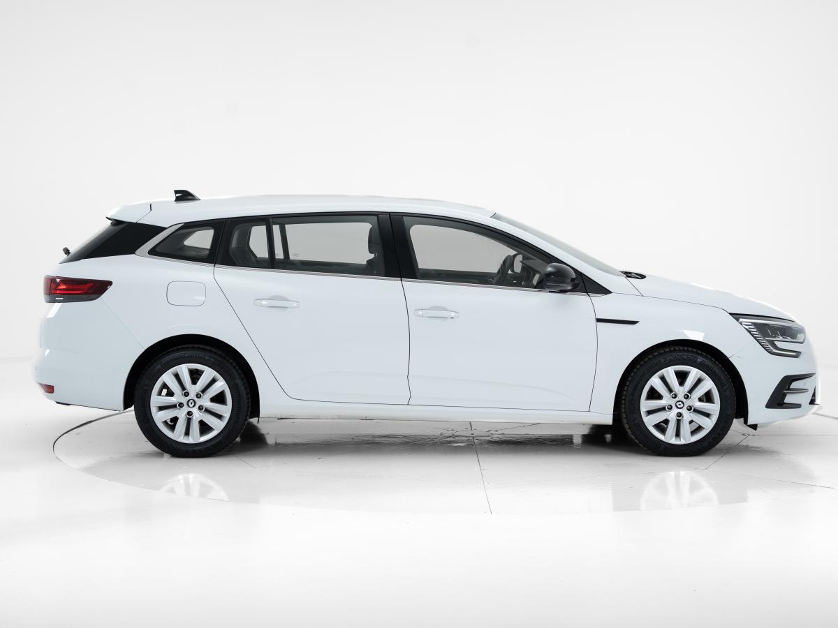 renault-megane-sport-tourer-2023-diesel-1461cc