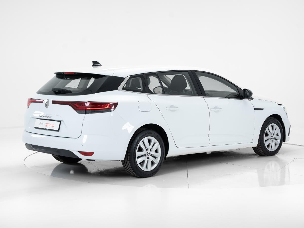 renault-megane-sport-tourer-2023-diesel-1461cc