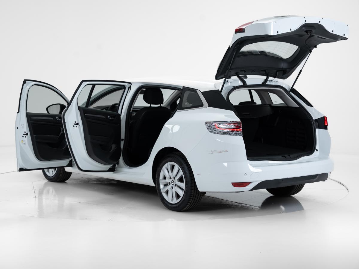 renault-megane-sport-tourer-2023-diesel-1461cc
