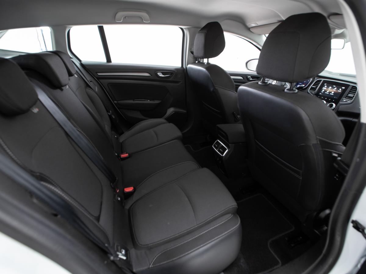 renault-megane-sport-tourer-2023-diesel-1461cc