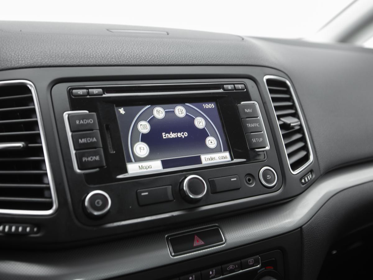 volkswagen-sharan-2011-diesel-1968cc